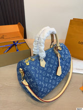 Sac fourre-tout et sac bandoulière en denim gaufré