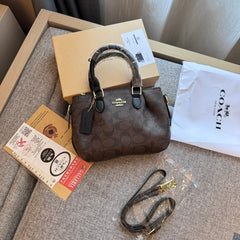 Conçu à la perfection : Sac à main en cuir avec une touche de luxe