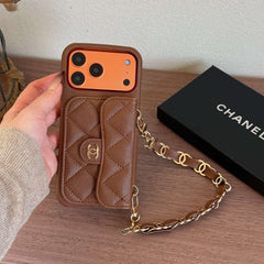 Étui iPhone en cuir texturé CC avec portefeuille et dragonne marron pour iPhone 17 Series-RCCC161