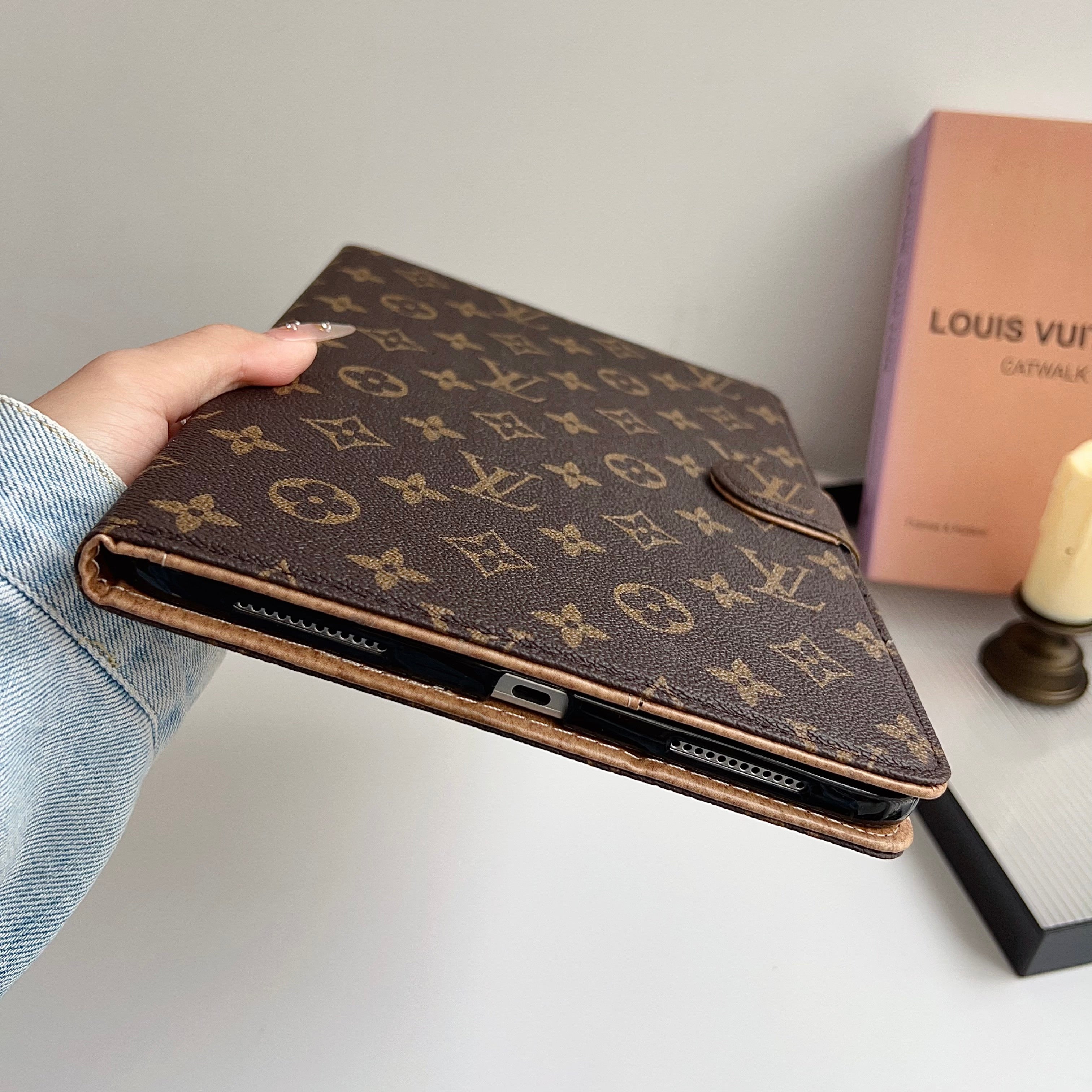 Classic Leather Monogram  iPad Case Small Printing-RCLV119 - Runycase