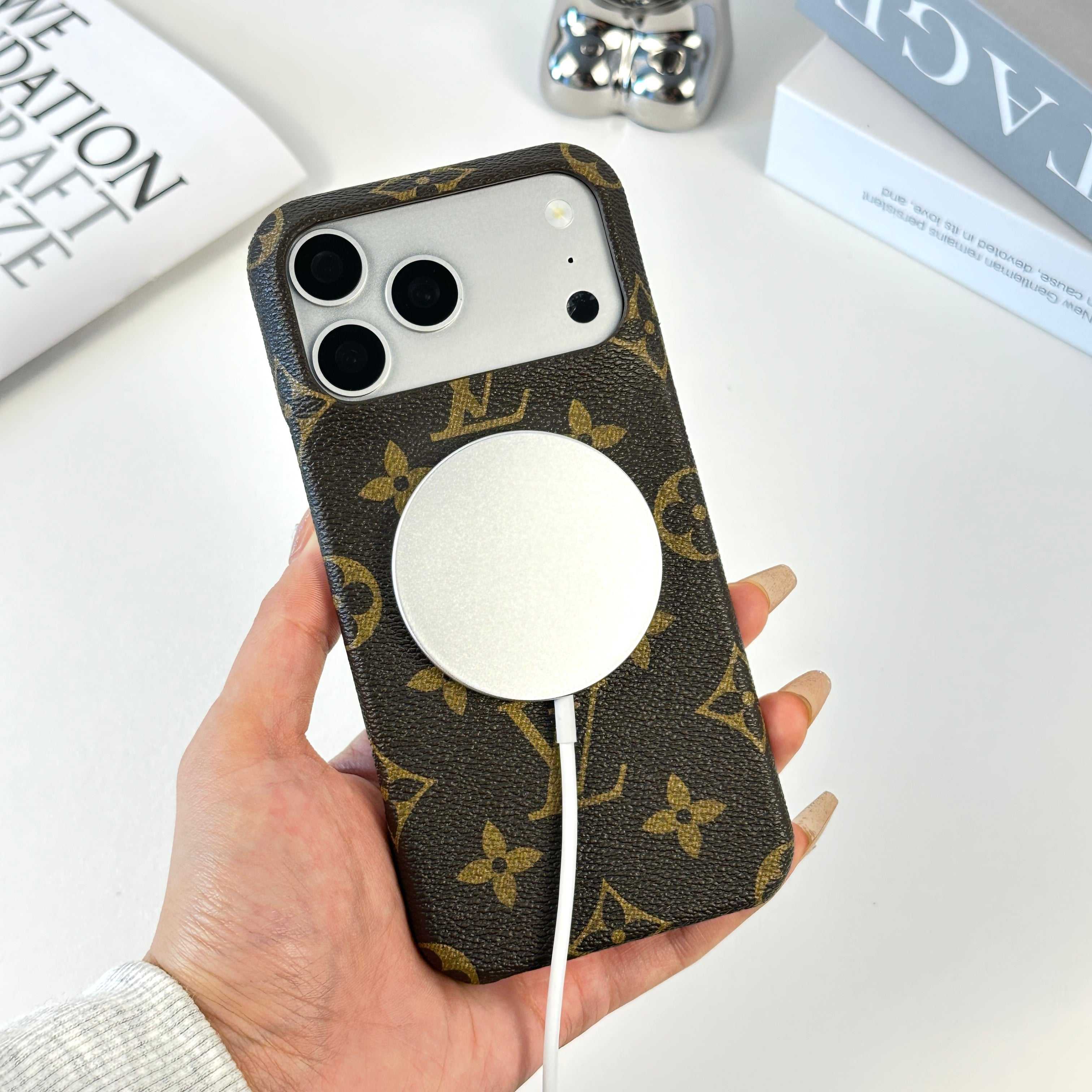 Monogram Premium Magnetic iPhone Case（Compatible With Magsafe）For iPhone 17 Series-RCLV061 - Runycase