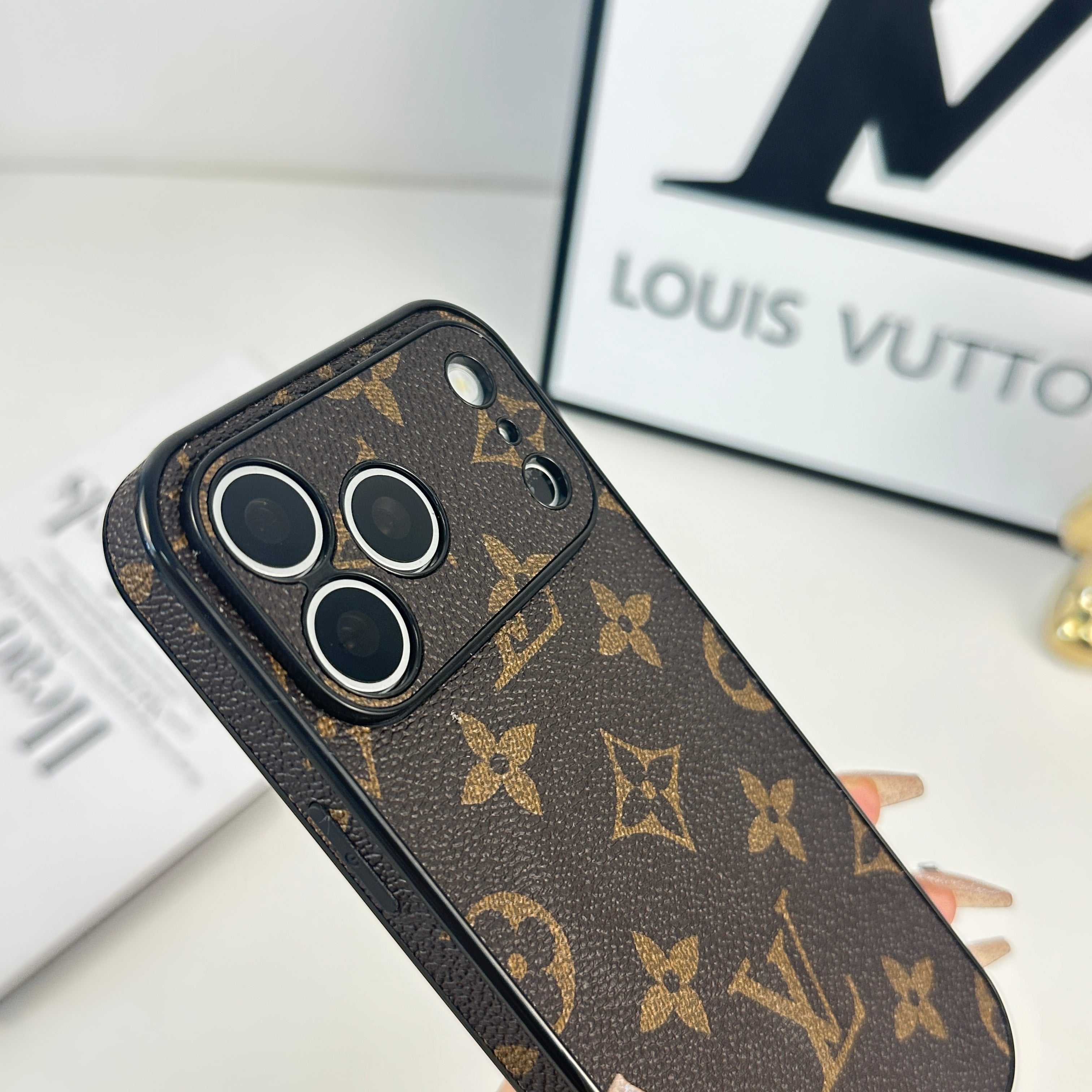 Monogram Refined Leather Magnetic iPhone Case（Compatible With Magsafe）For iPhone 17 Series-RCLV064 - Runycase