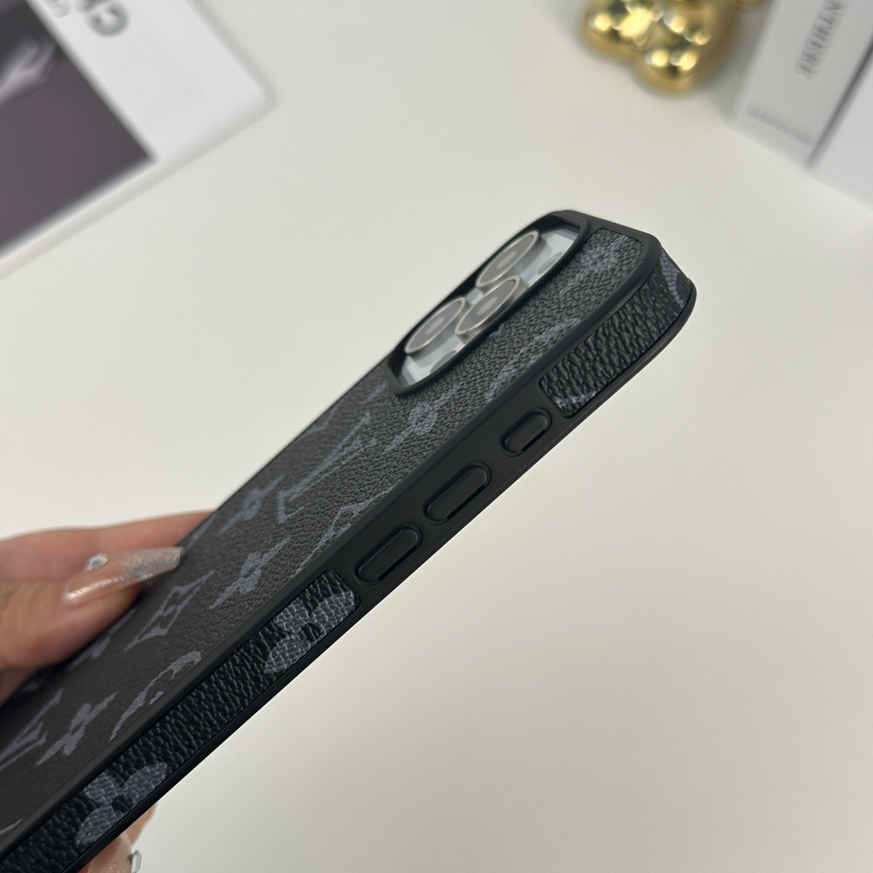 Monogram Elegant Leather iPhone Case Black Printing -RCLV038