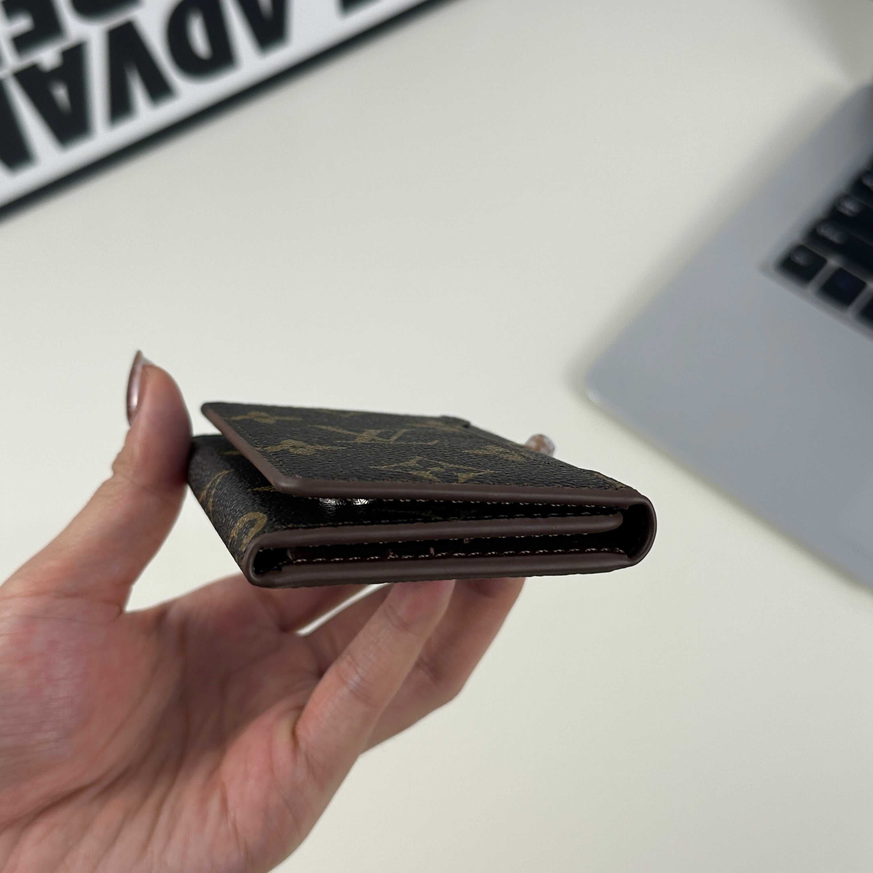 Monogram Elegant Leather Magnetic Wallet Big Printing-RCLV054 - Runycase