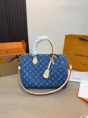 Sac fourre-tout et sac bandoulière en denim gaufré