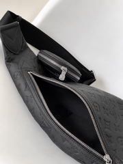 Minimalist Detachable Pouch Crossbody Chest Bag
