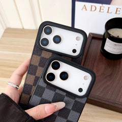 Coque iPhone de luxe en cuir monogrammé pour iPhone 17 Series-RCLV174