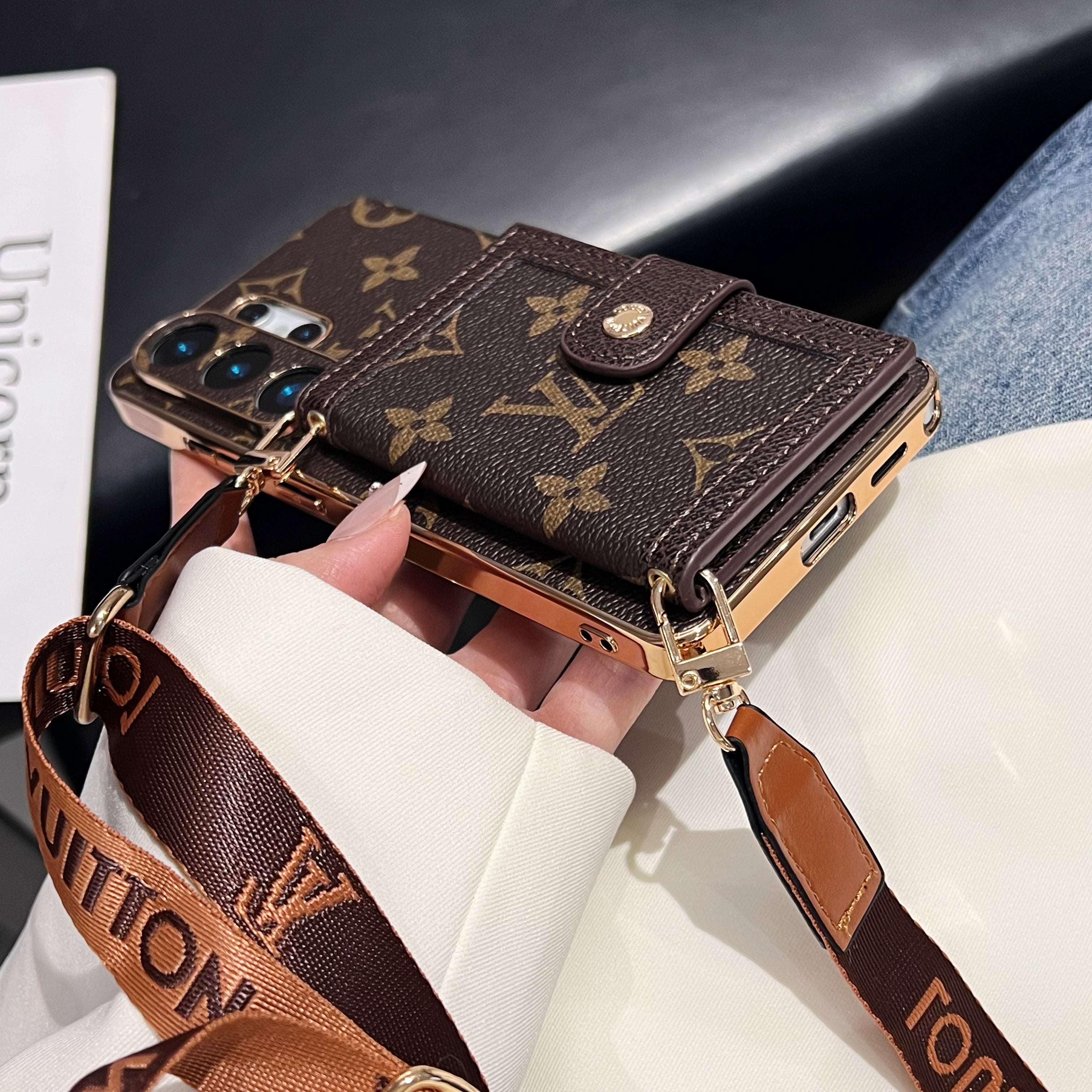 Classic Leather Monogram Samsung Galaxy S Series Case With Wallet And Crossbody Strap -RCLV192