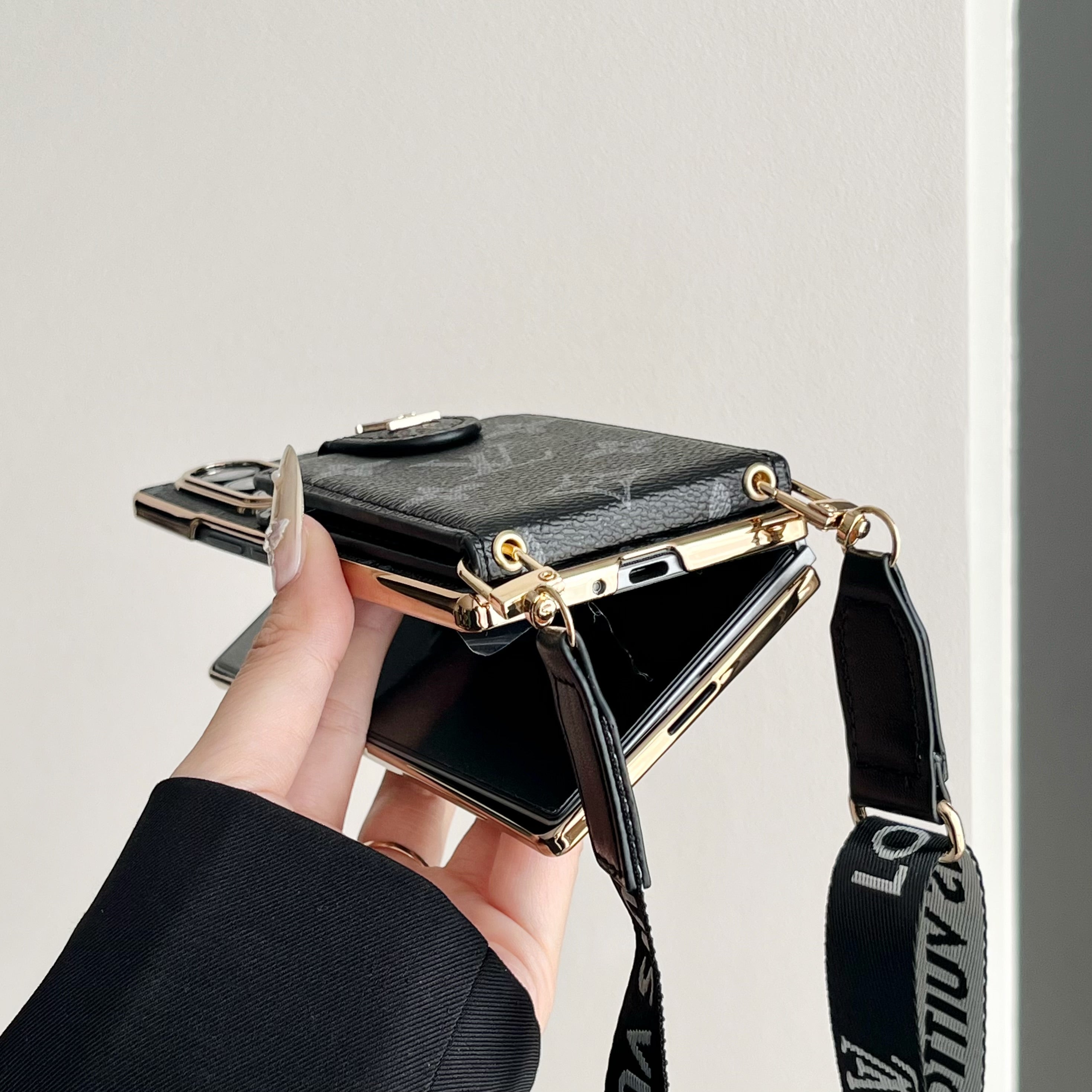 High-quality Leather Monogram Samsung Galaxy Z Fold Series Case With Card Wallet And Strap-RCLV100 - Runycase