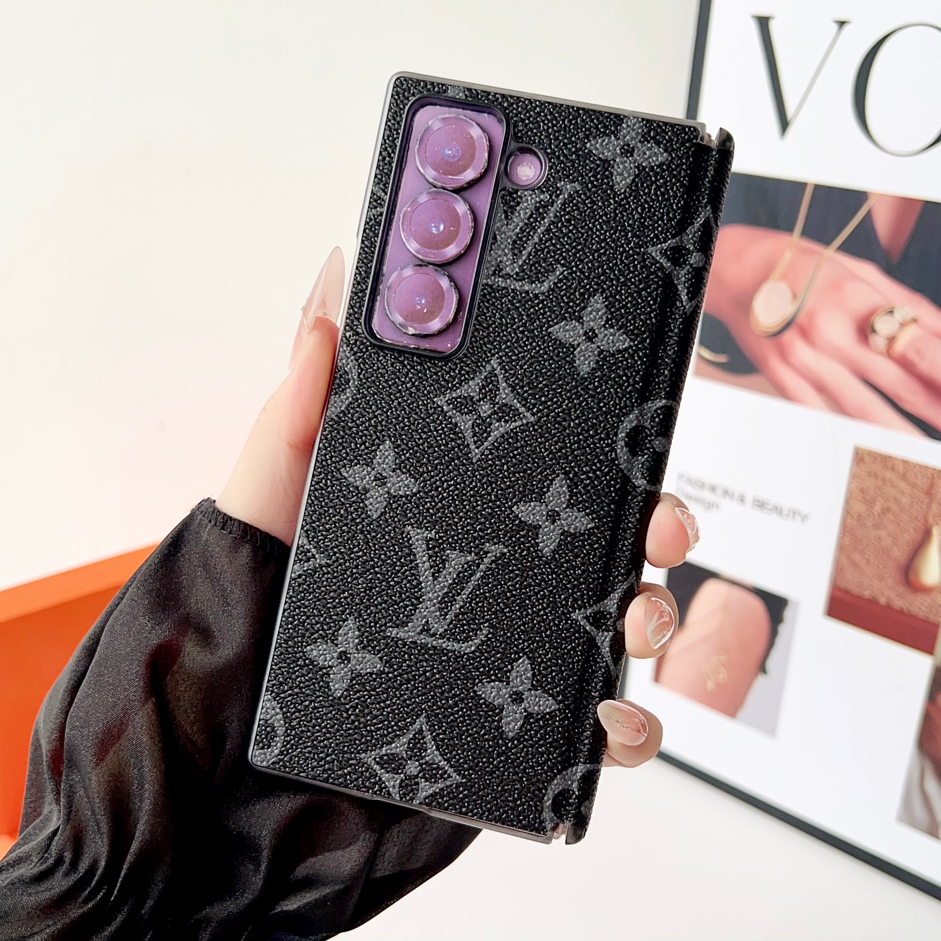 Elegant Monogram Samsung Galaxy Z Fold Series Case-RCLV105 - Runycase