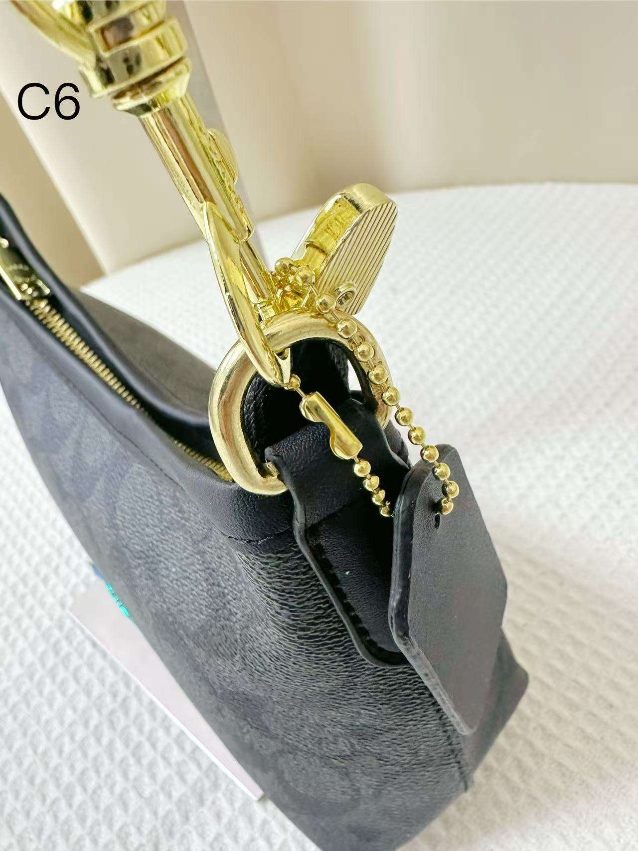 Chic Black Shoulder Bag